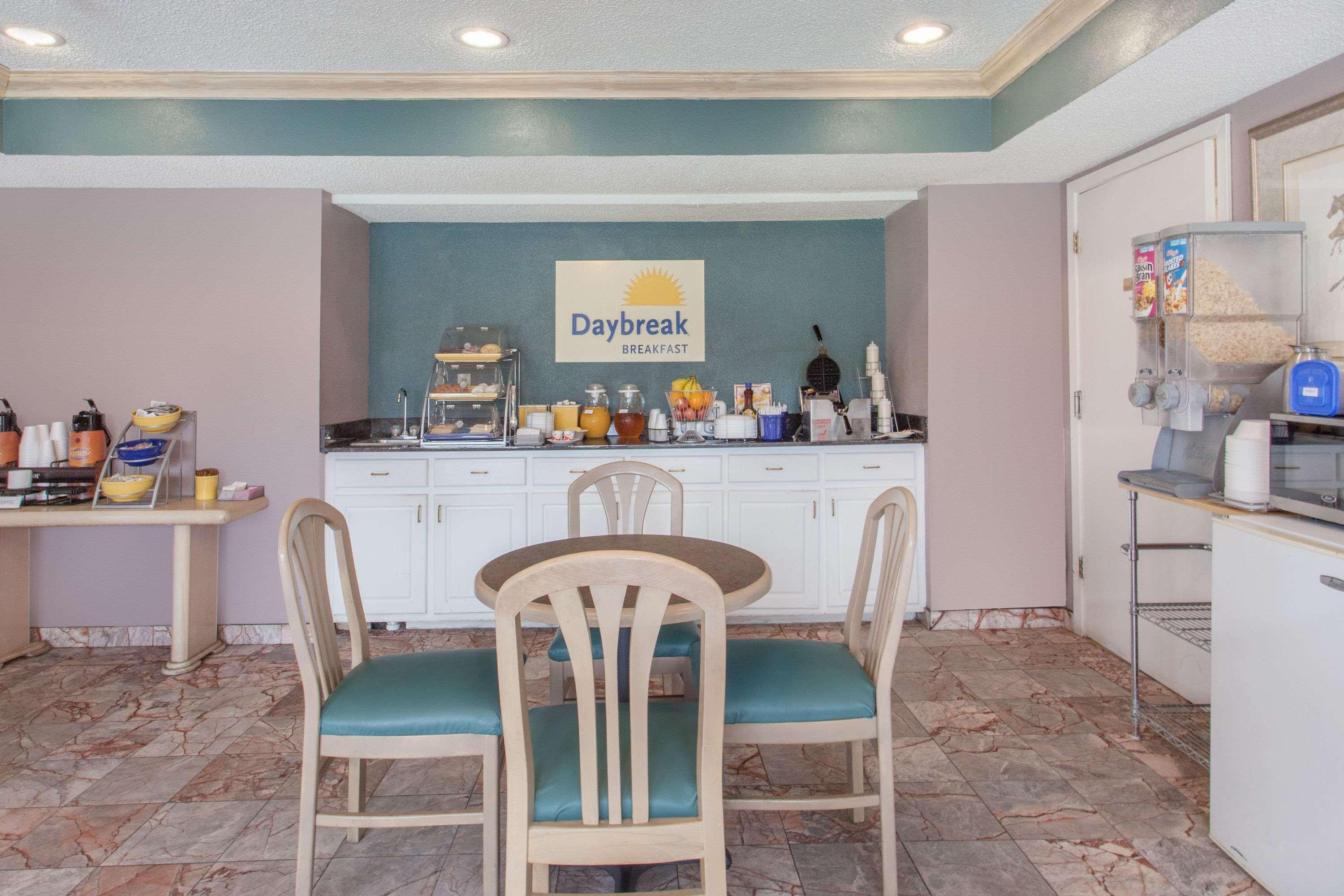 Quality Inn & Suites Decatur Priceville I-65 Luaran gambar