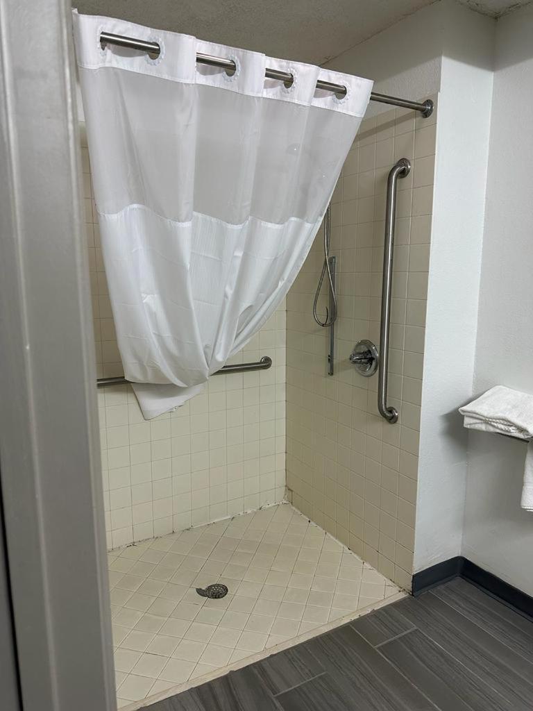 Quality Inn & Suites Decatur Priceville I-65 Luaran gambar