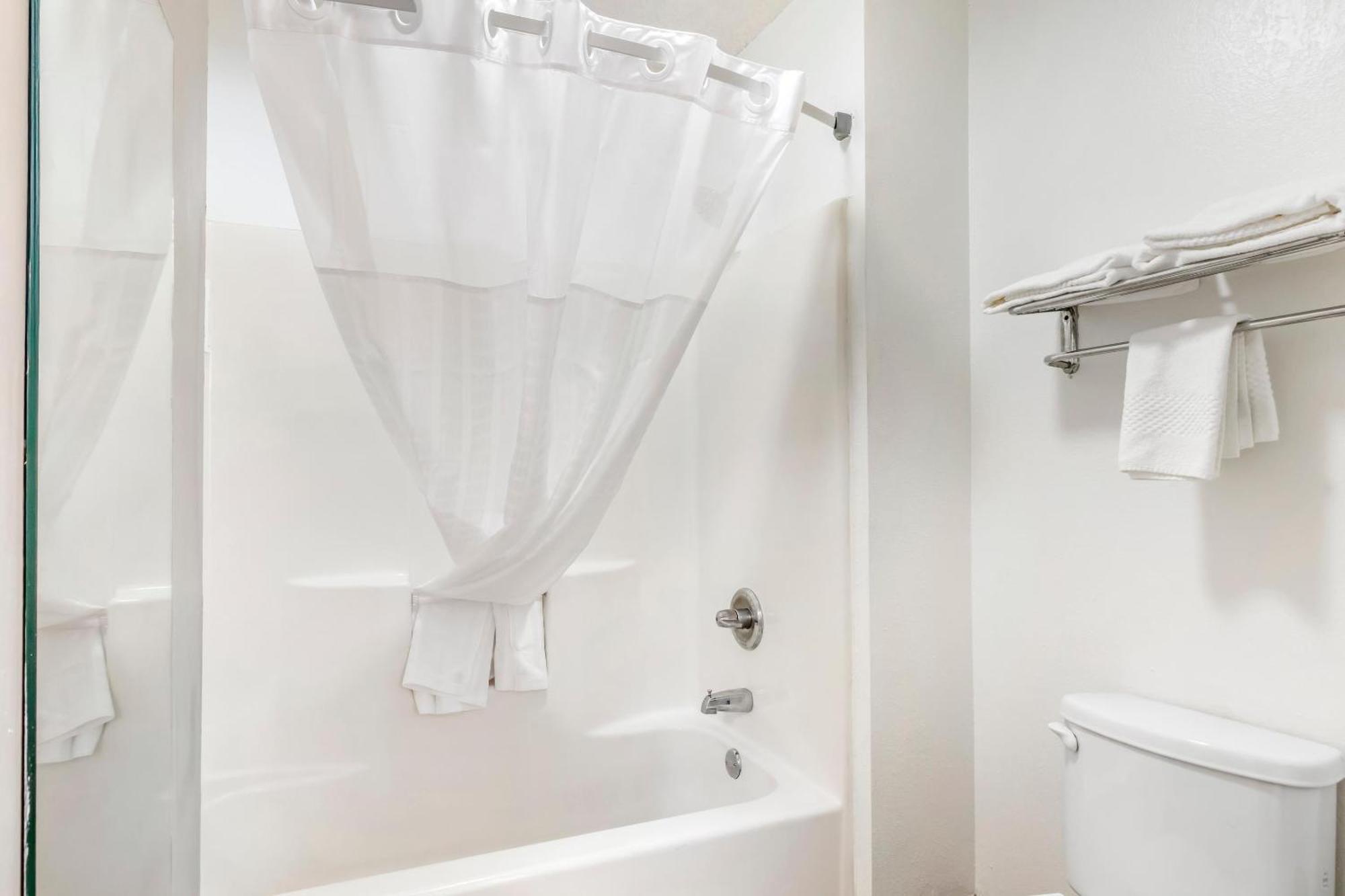 Quality Inn & Suites Decatur Priceville I-65 Luaran gambar